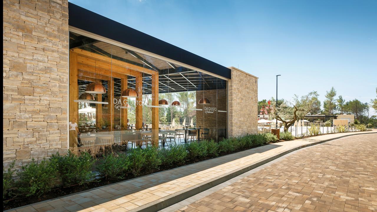 Mobile Homes Camping Santa Marina, Lanterna Tar-Vabriga Екстер'єр фото The Village Outlet