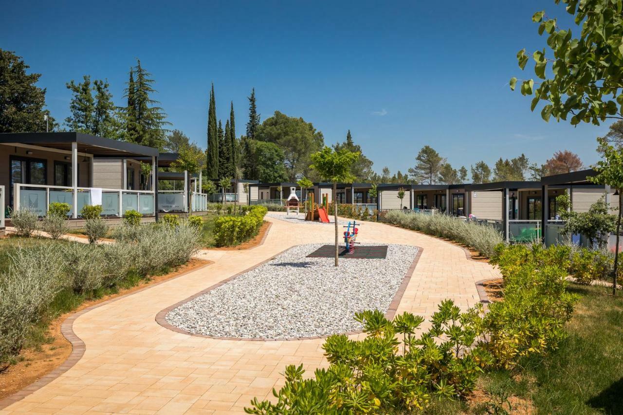 Mobile Homes Camping Santa Marina, Lanterna Tar-Vabriga Екстер'єр фото Camping in France