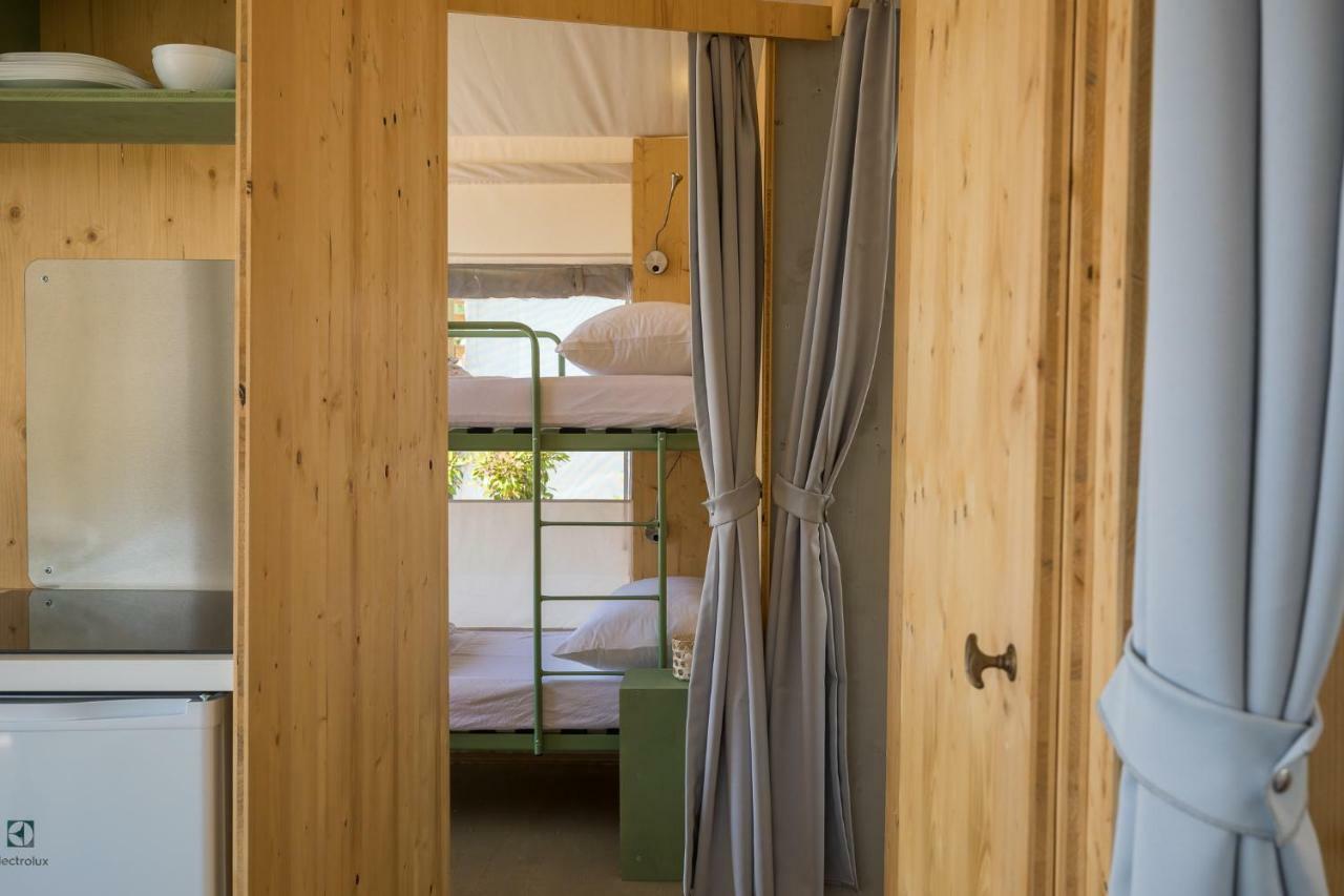 Mobile Homes Camping Santa Marina, Lanterna Tar-Vabriga Екстер'єр фото Interior of a mobile home
